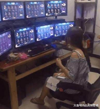 地下城私服-与勇士私服红眼85（当地下城私服-与勇士私服遇上红眼85）193